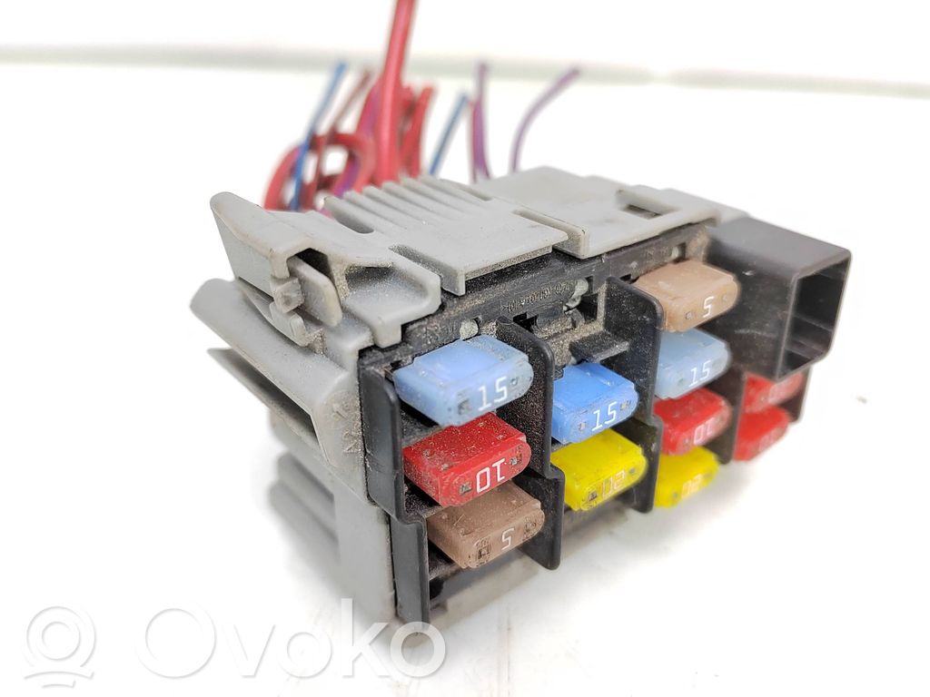 Volvo S80 Ramka / Moduł bezpieczników 