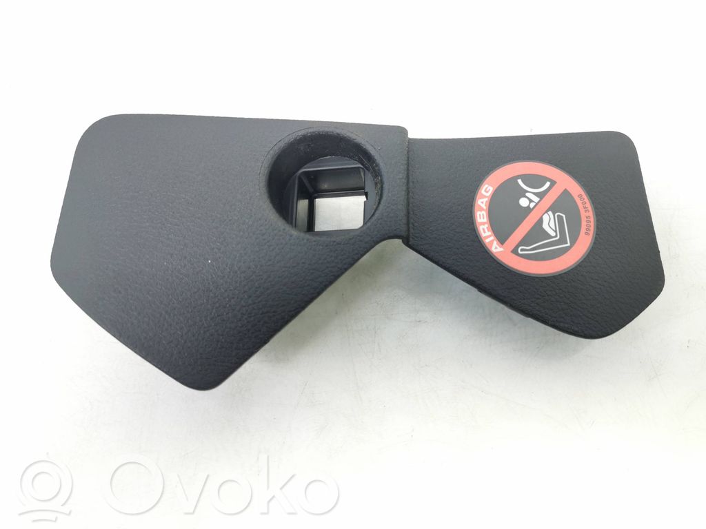 Dashboard side end trim   684989U100,684989U101,P10951