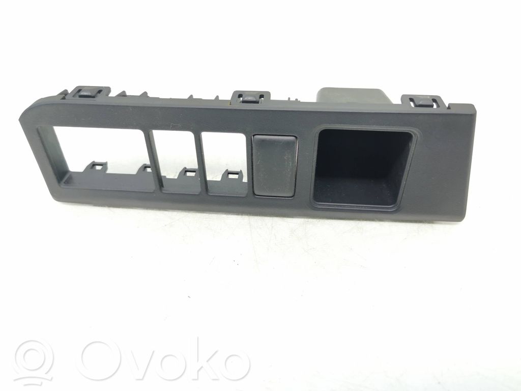 Nissan Note (E11) Other dashboard part 