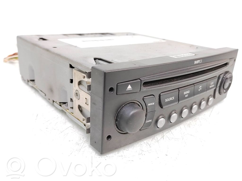 Citroen Berlingo Panel / Radioodtwarzacz CD/DVD/GPS 