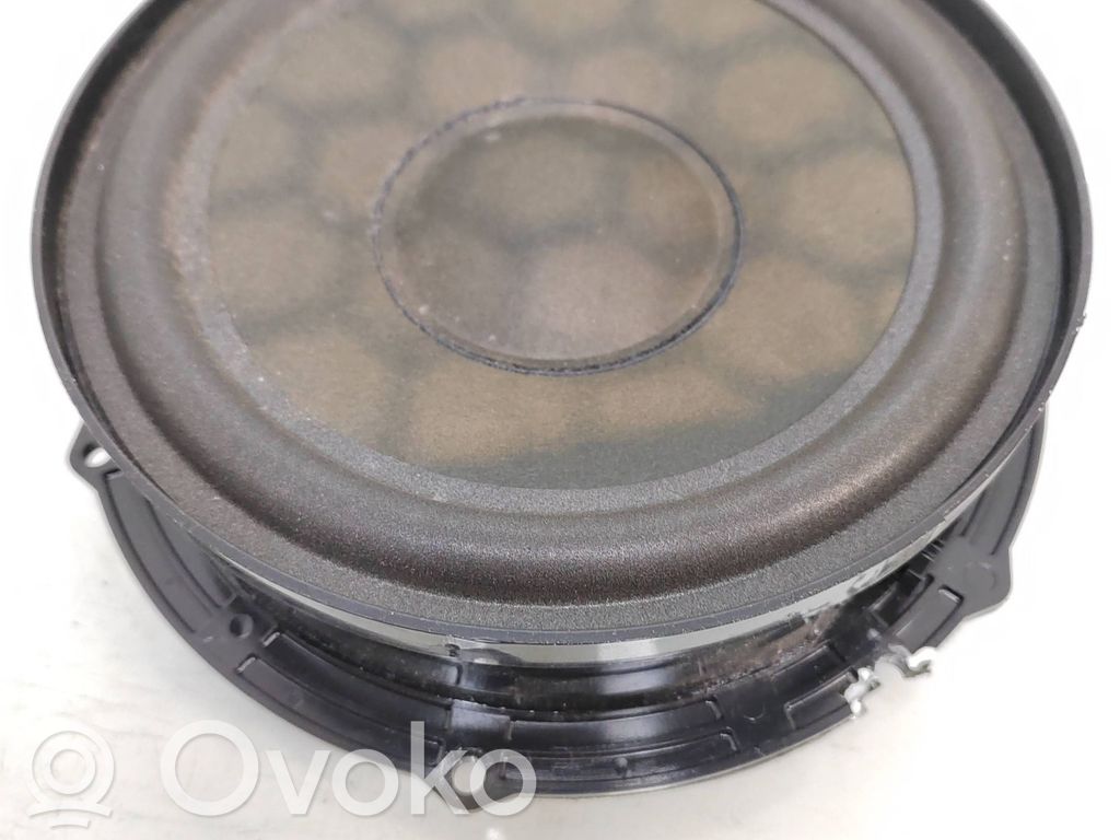 Volkswagen Touran I Front door speaker 