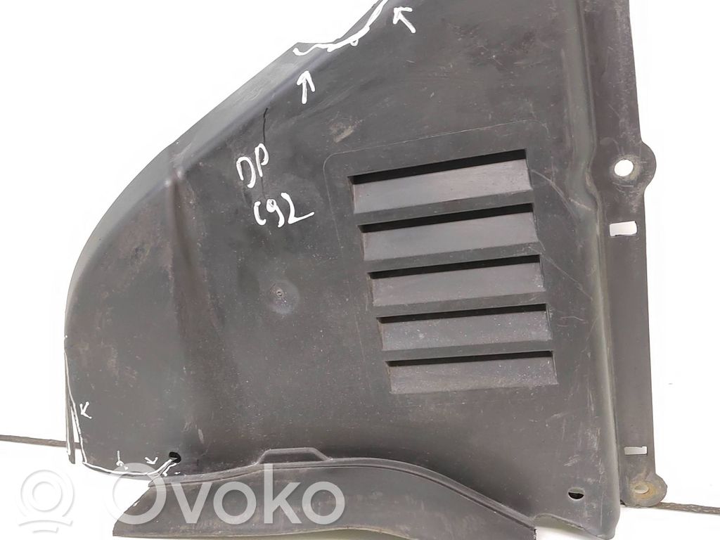 BMW 5 E60 E61 Подкрылок 