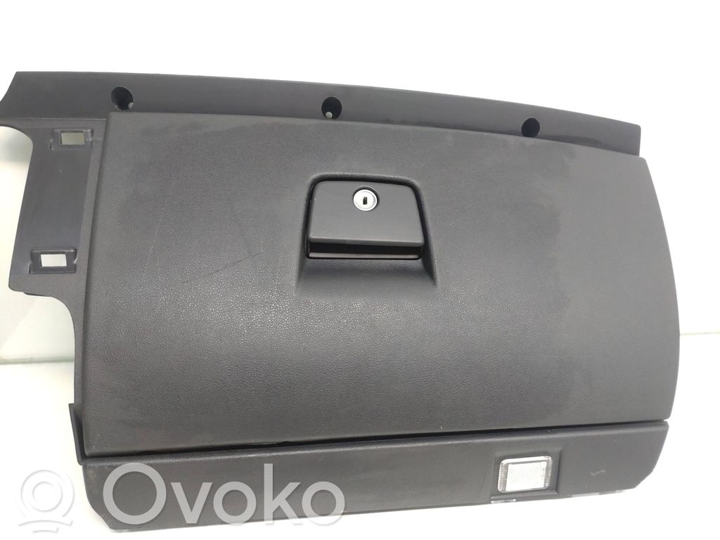 Volvo C30 Handschuhfach komplett 