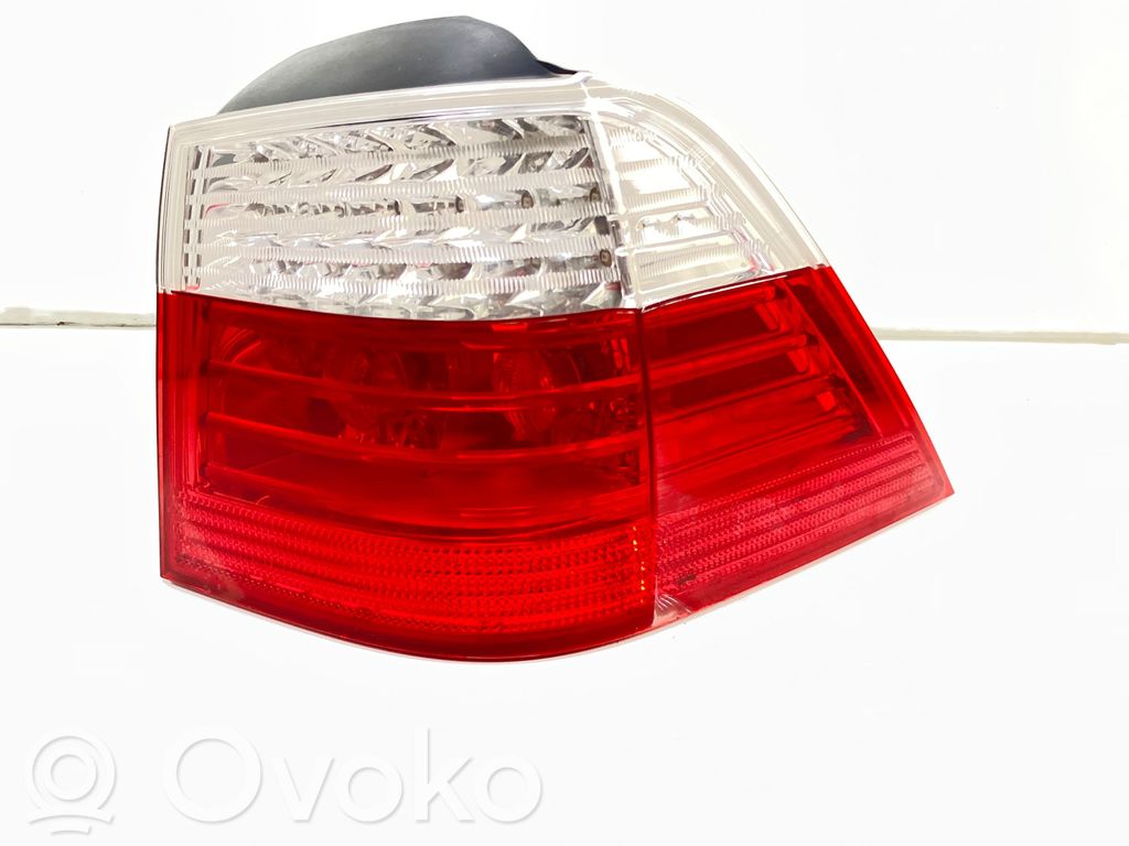 BMW 5 E60 E61 Galinių žibintų komplektas 
