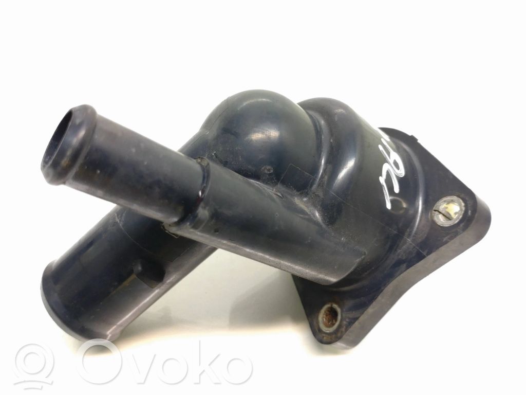 Toyota Auris E180 Termostat / Obudowa termostatu 