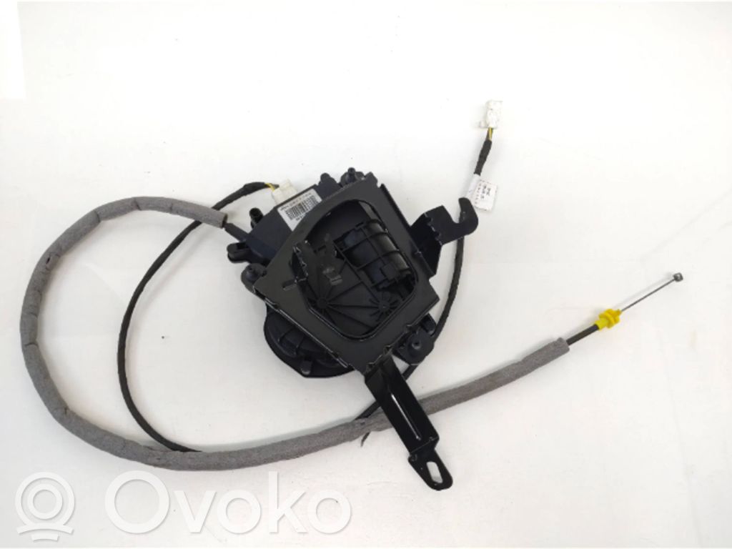 BMW 3 F30 F35 F31 Siłownik zamka tylnej klapy bagażnika 