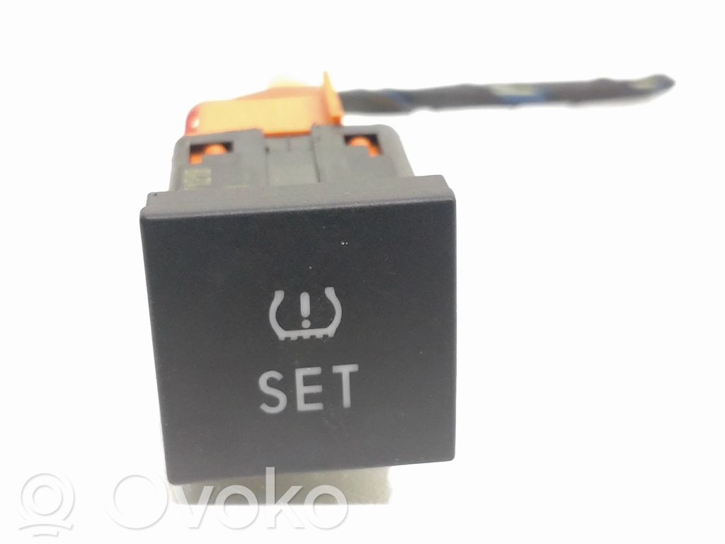 Volkswagen Cross Polo Other switches/knobs/shifts 