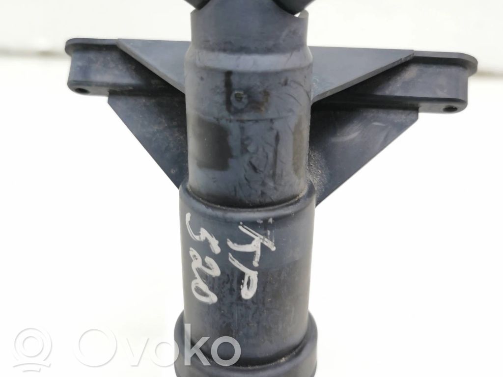 Headlight washer spray nozzle   231104,03413