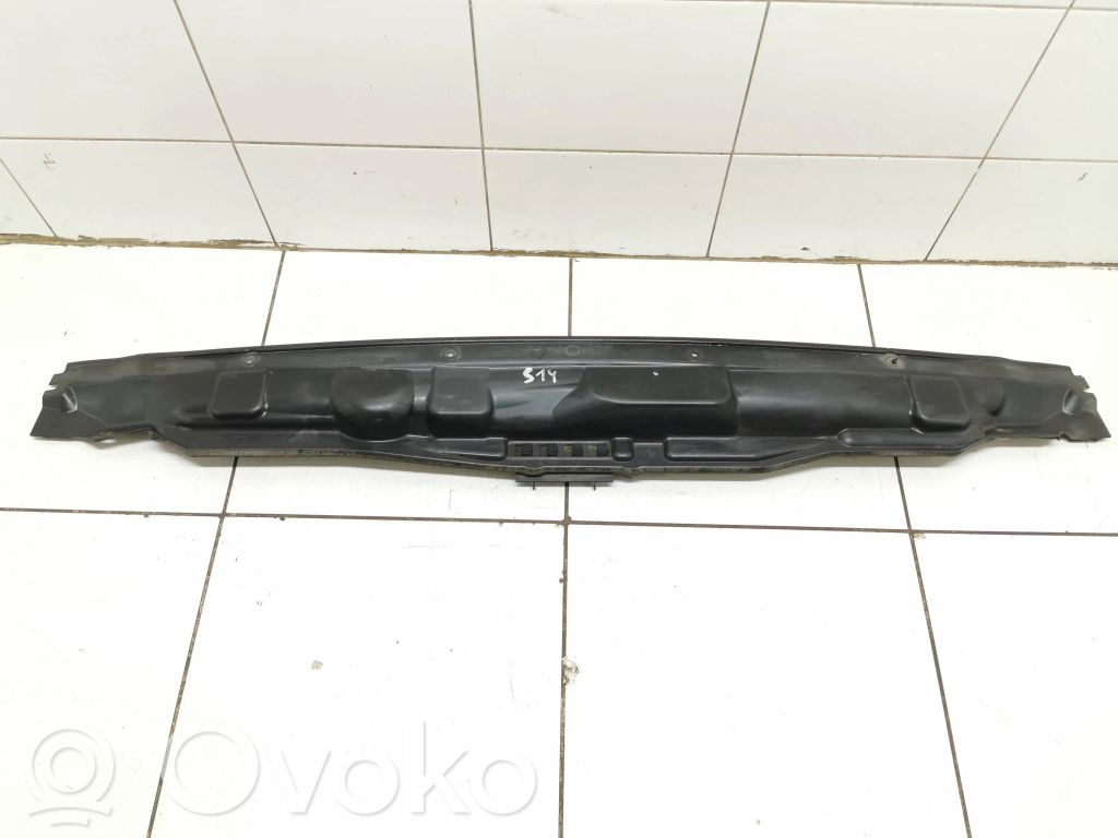 Ford Focus Moottoritilan laipio 