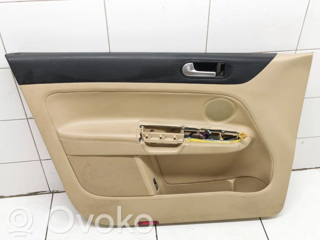 Volkswagen Golf Plus Boczki / Poszycie drzwi przednich 