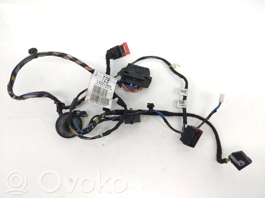 Opel Corsa D Etuoven johtosarja 