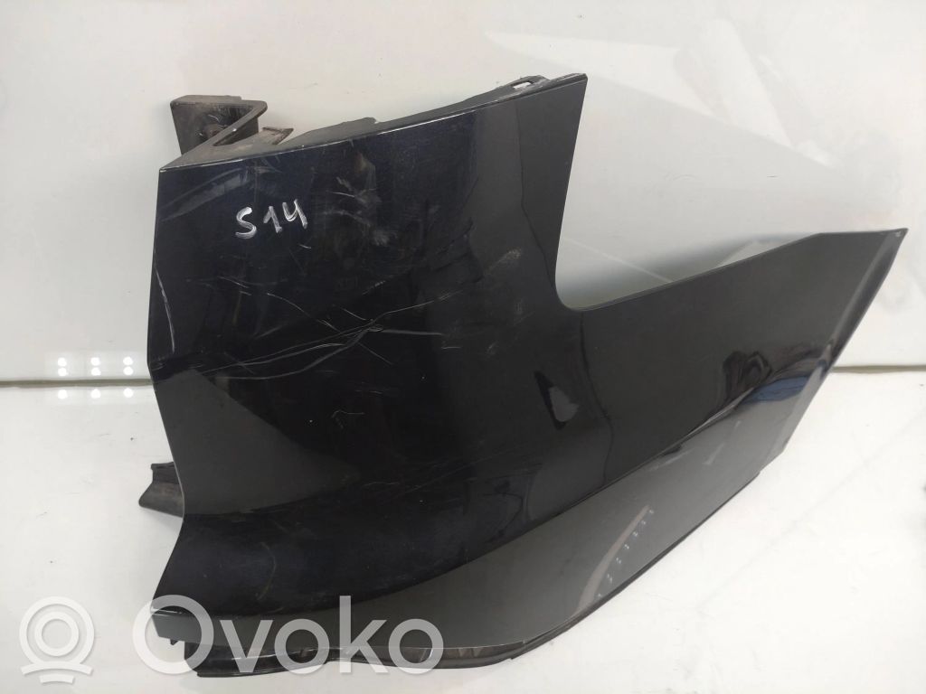 Ford Focus Takapuskurin kulmaosan verhoilu 