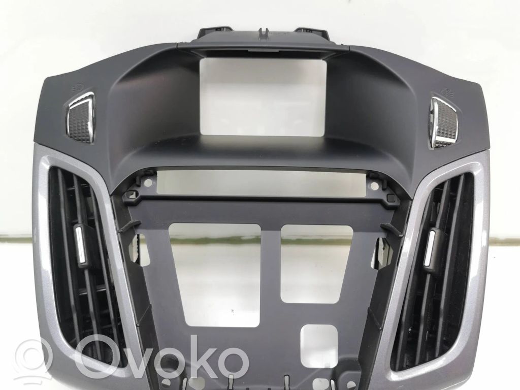 Ford Focus Centrinės oro grotelės 