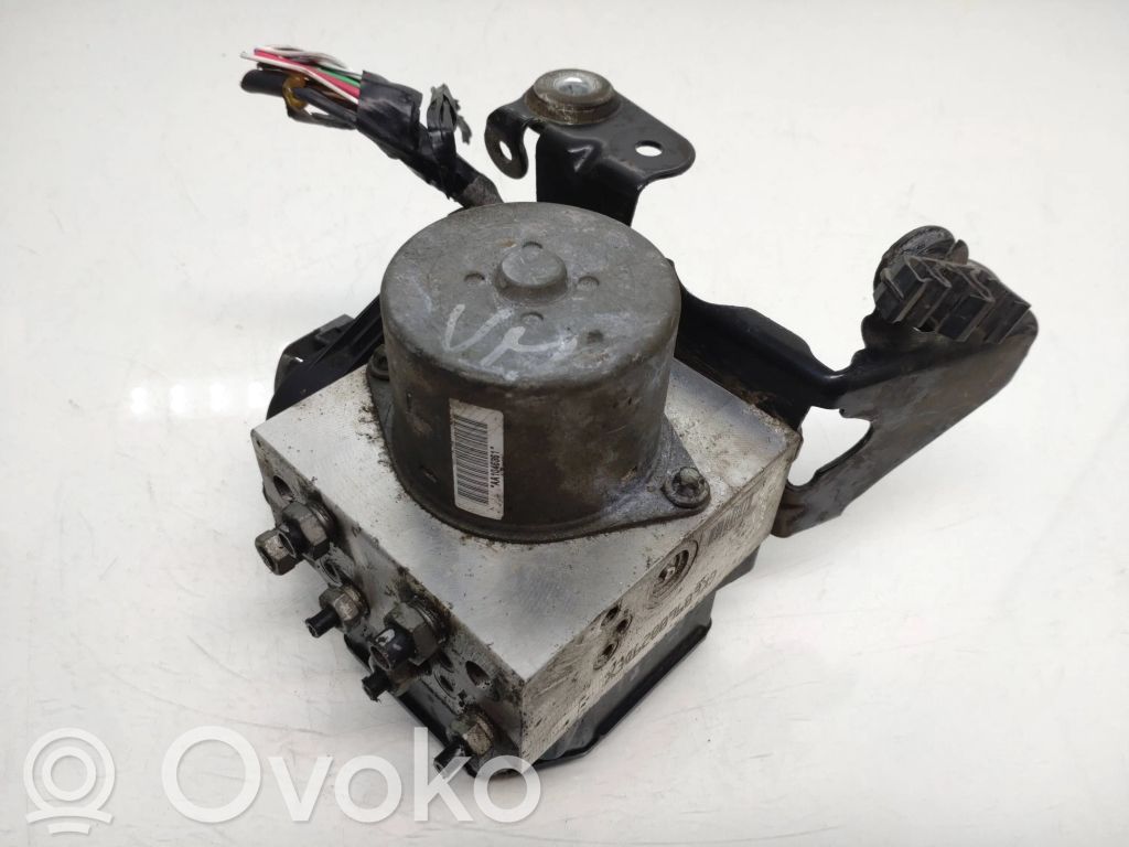 ABS-pumppu   6G912C405AH,6G912B389BC,6G912B389BC,6G912C405AH