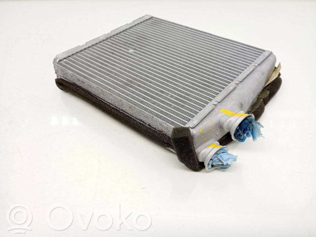 Volvo V70 Pečiuko radiatorius 