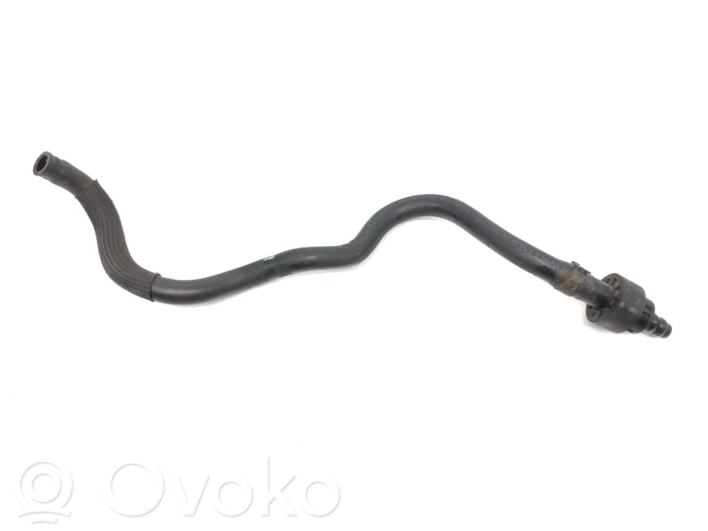 BMW 3 E90 E91 Degvielas caurulīte (-es) 
