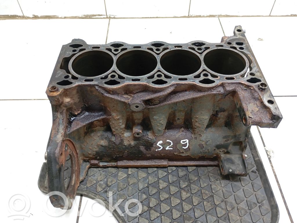 Opel Corsa D Engine block 
