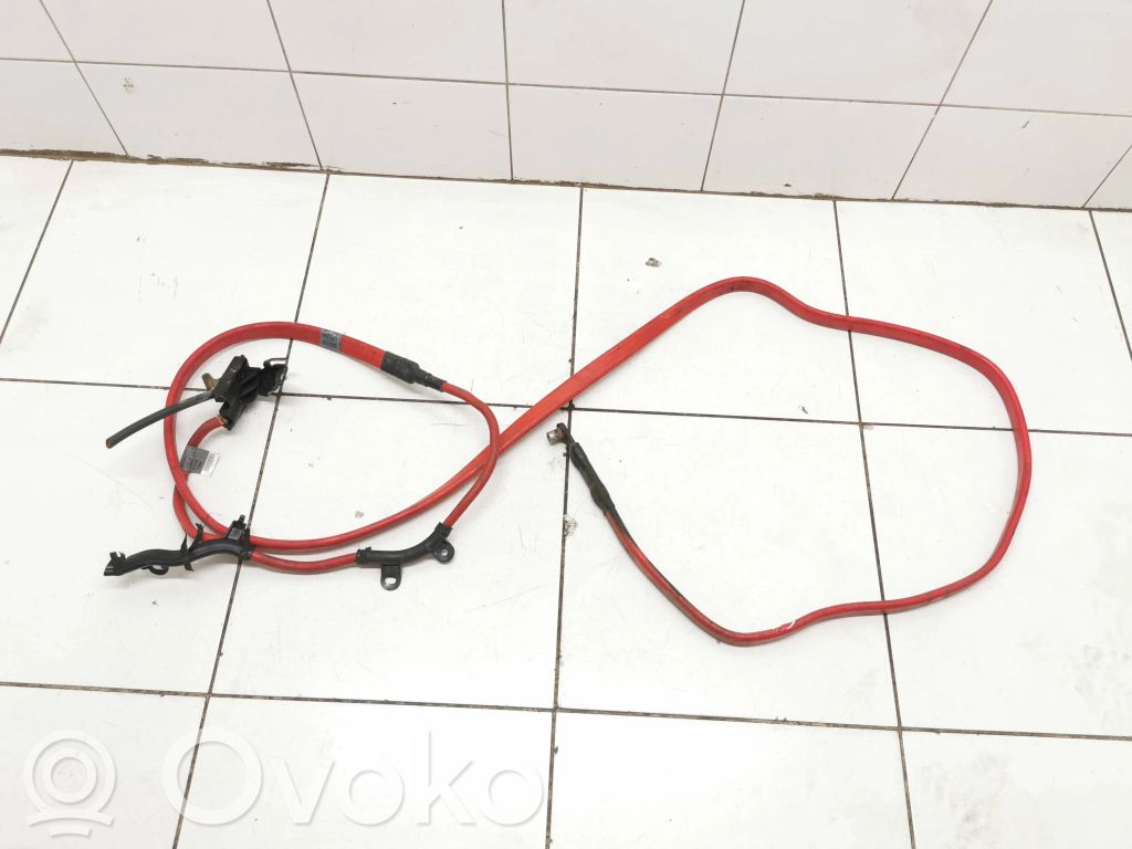 BMW 5 E60 E61 Positive cable (battery) 