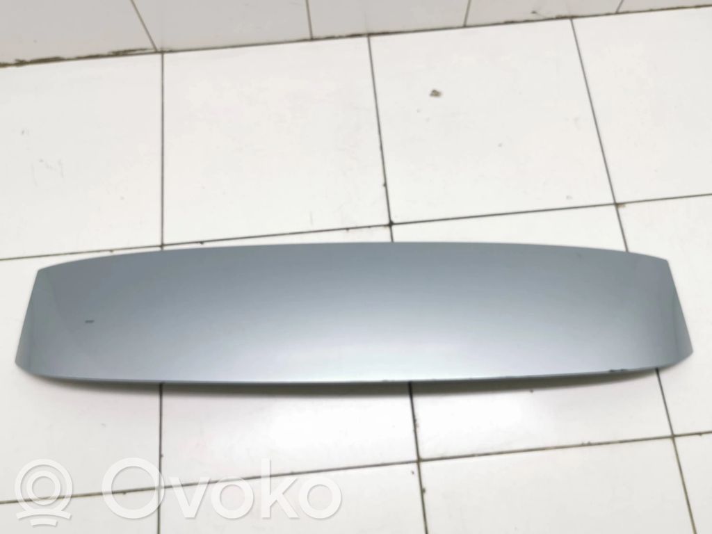 Takaikkuna-takaspoileri   7138317,7127054,51717127054,51627143263,51717167188,7143263,7167188,91608960000