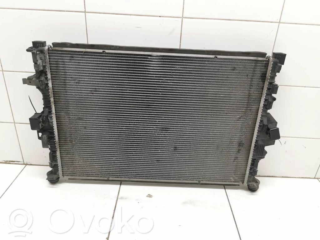 Coolant radiator