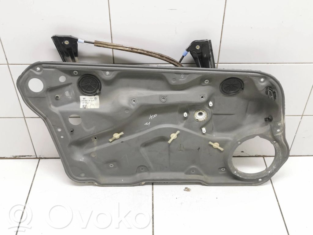 Volkswagen Golf IV Macara geam față fără motor 