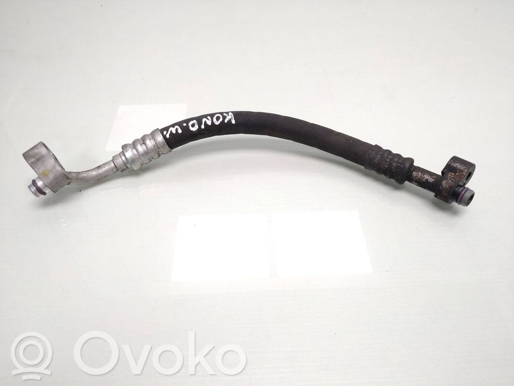 BMW 3 E46 Ilmastointilaitteen putki (A/C) 
