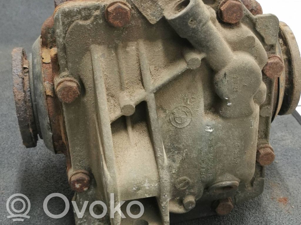 BMW X3 E83 Rear differential 