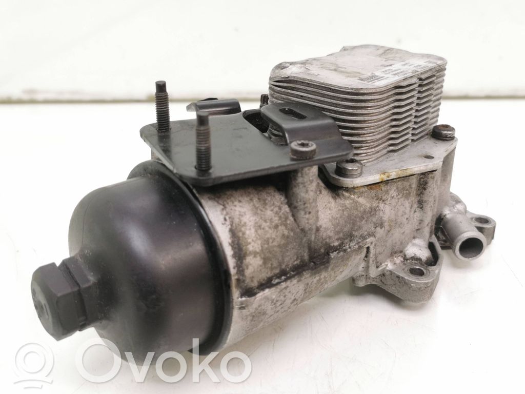 Volvo V40 Mocowanie / uchwyt filtra oleju 