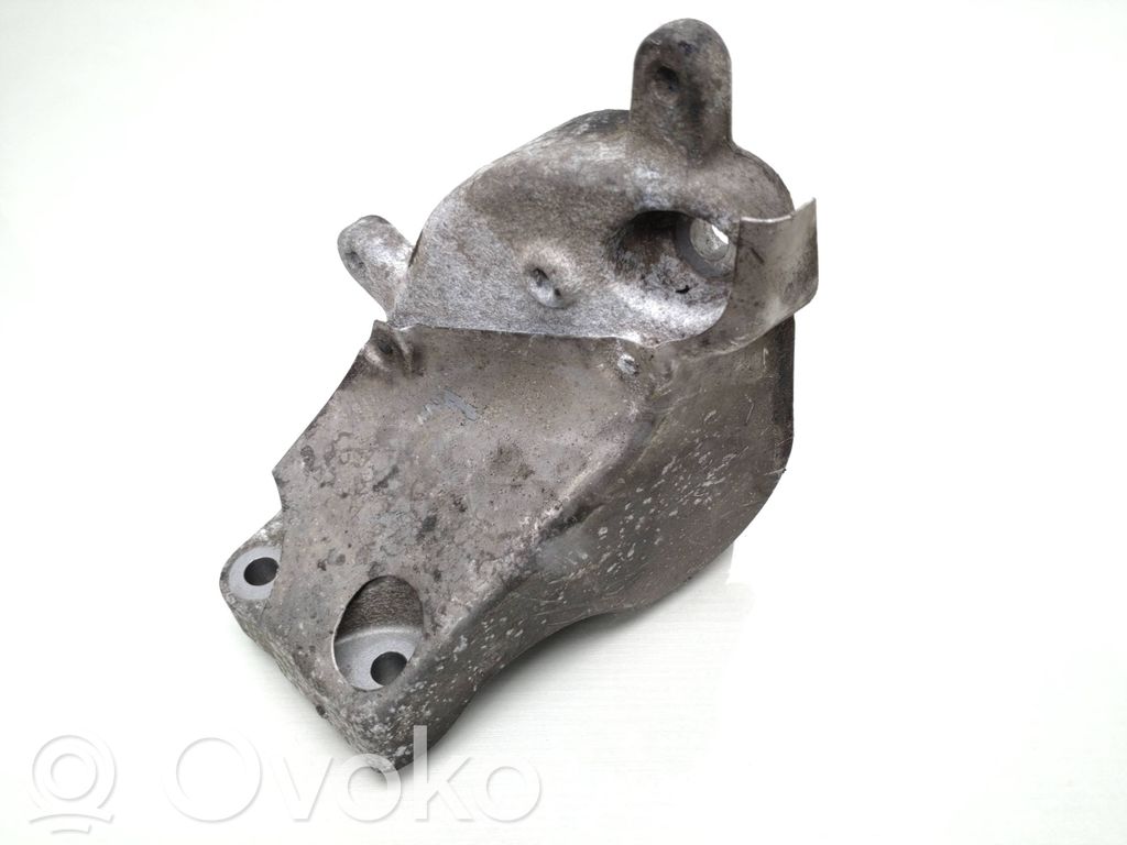 Engine mounting bracket   3451668,22113451668