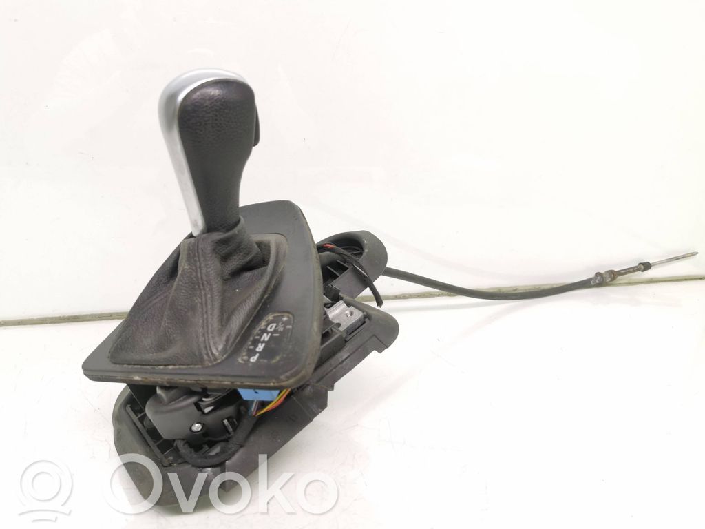 BMW 3 E90 E91 Gear shifter/selector 