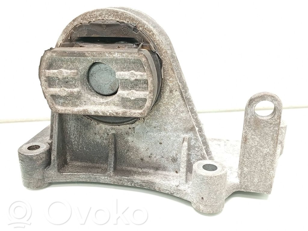 Fiat 500 Engine mount bracket 