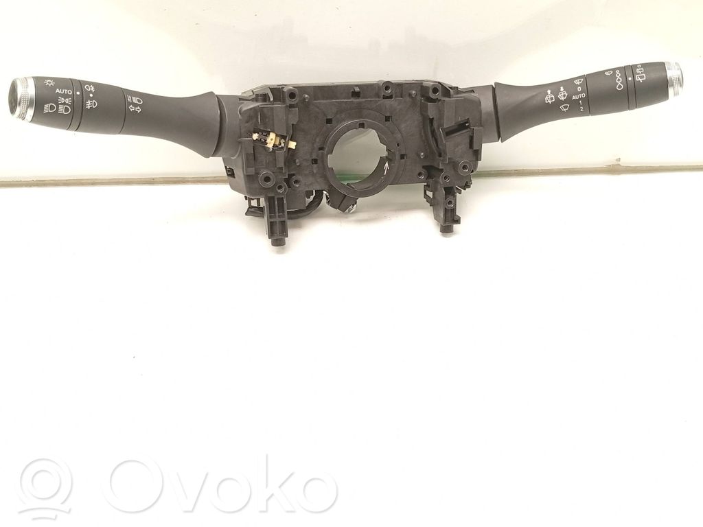 Renault Zoe Interruptor/palanca de limpiador de luz de giro 