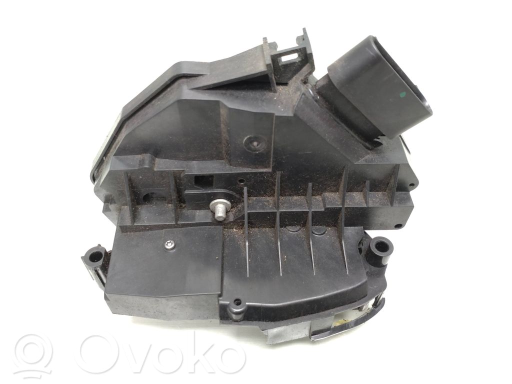 Ford Fiesta Aizmugurē slēdzene 