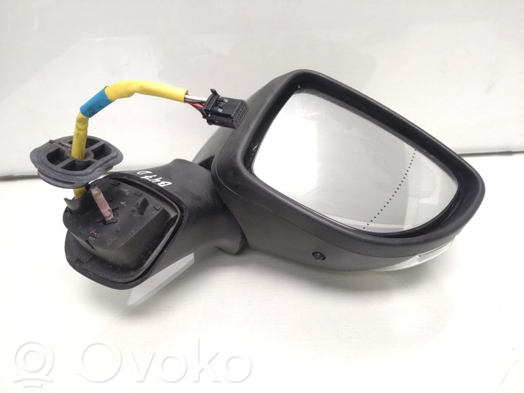 Renault Captur Front door electric wing mirror 