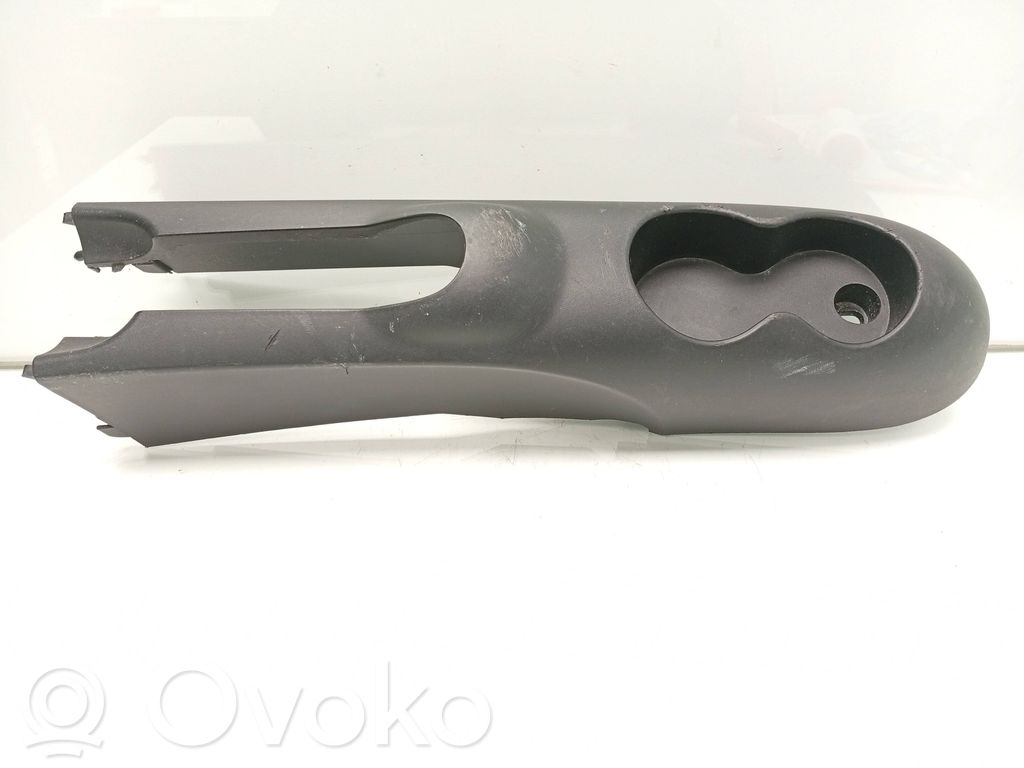 Fiat 500 Mukiteline edessä 