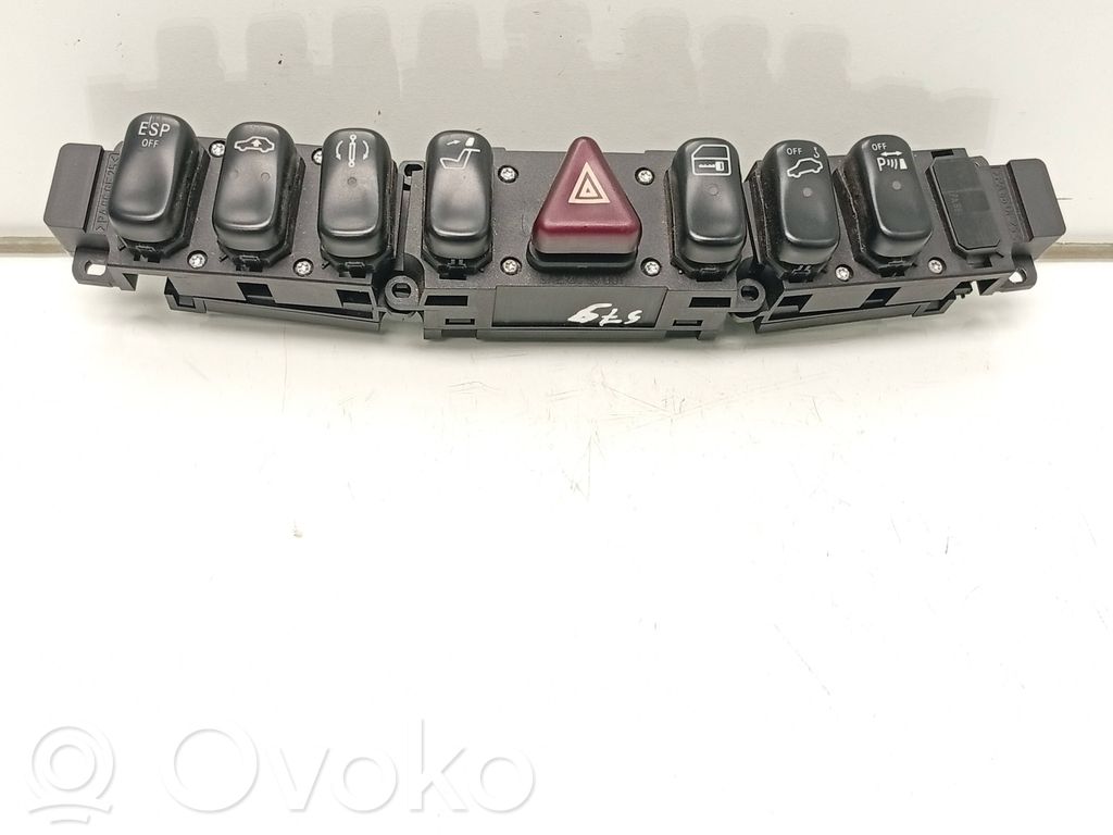 Mercedes-Benz S W220 Botón interruptor de luz de peligro 