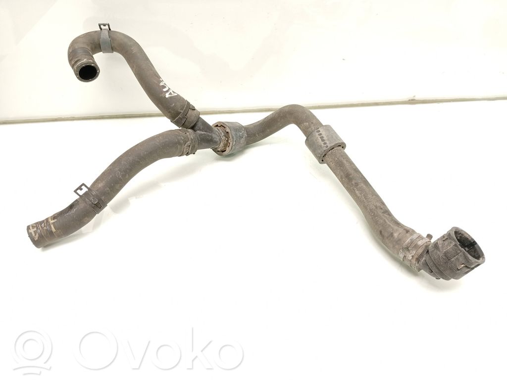 Volkswagen Golf VII Przewód / Wąż chłodnicy 