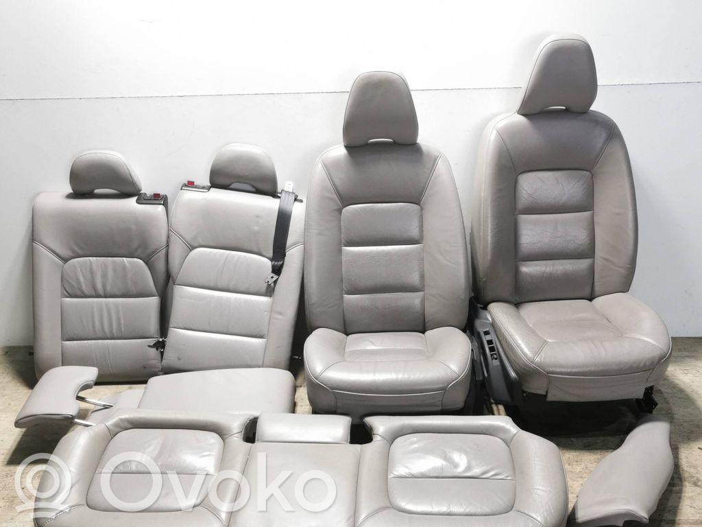 Volvo V70 Istuinsarja 