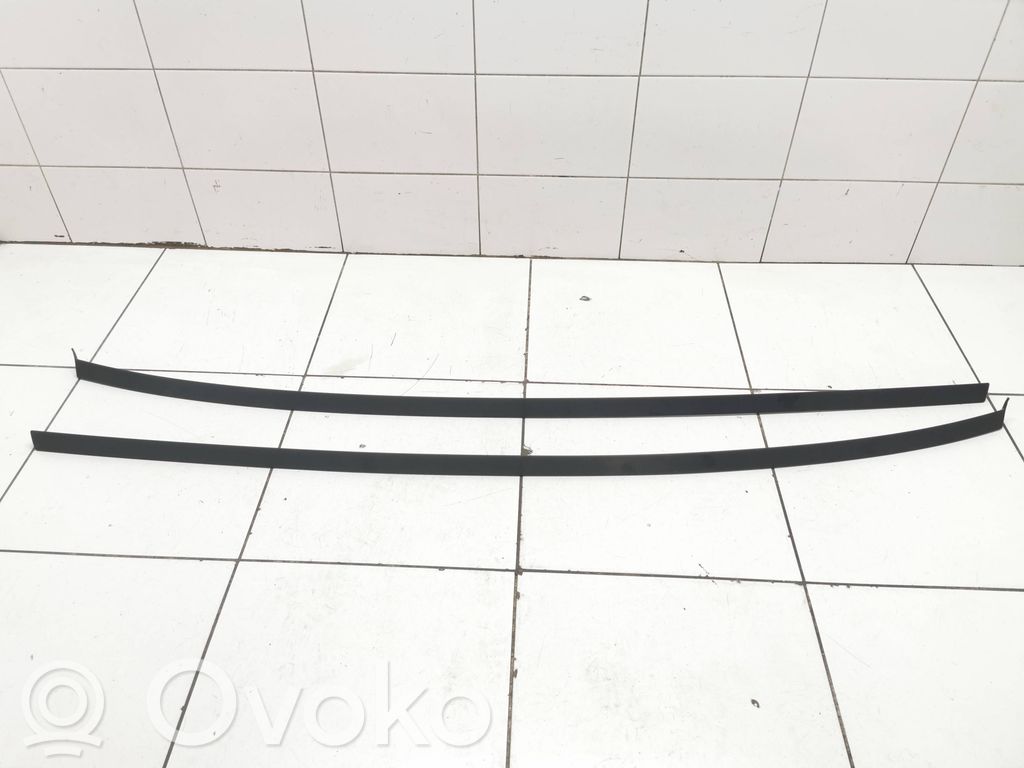 Ford Focus Listwa dachowa 