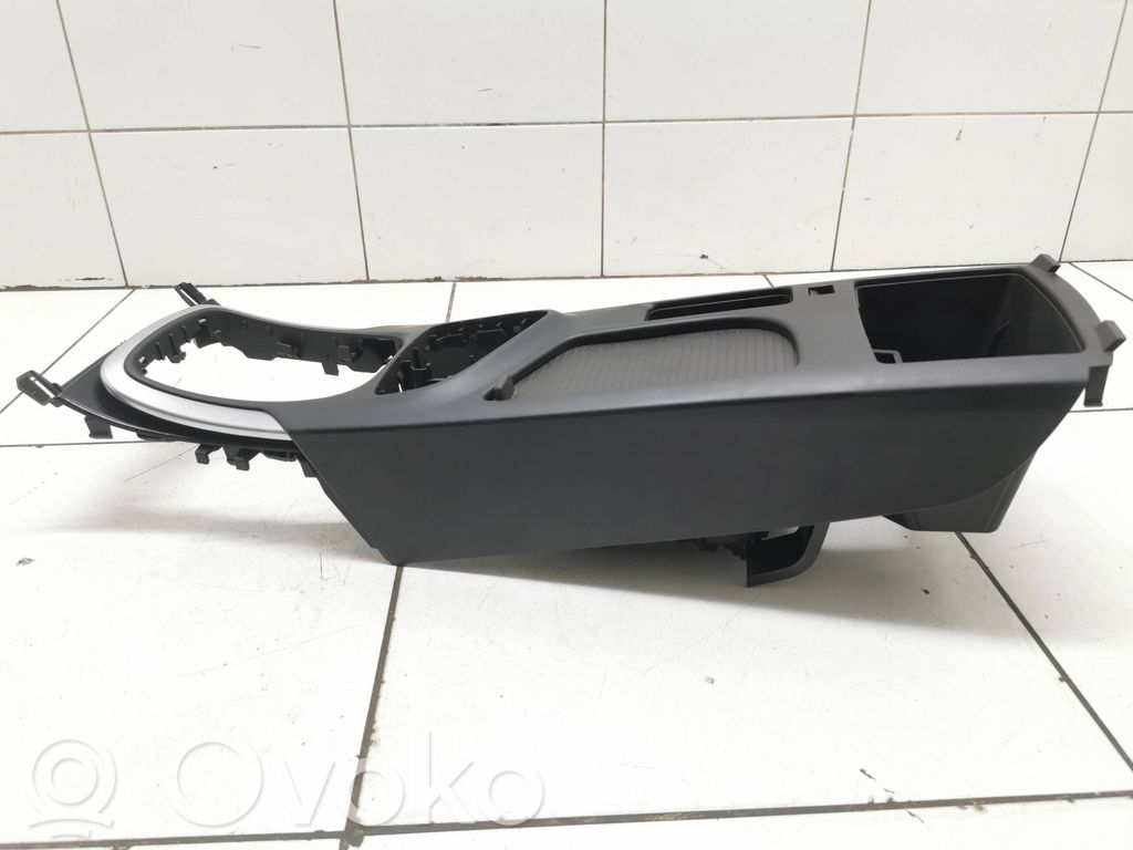 Opel Insignia A Center console 