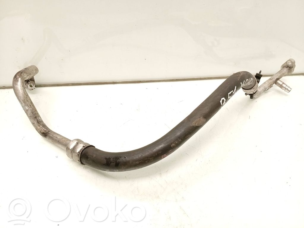 Renault Megane III Ilmastointilaitteen putki (A/C)