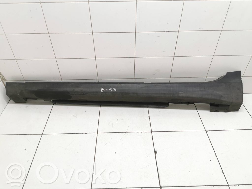 Volvo V40 Slenkstis 