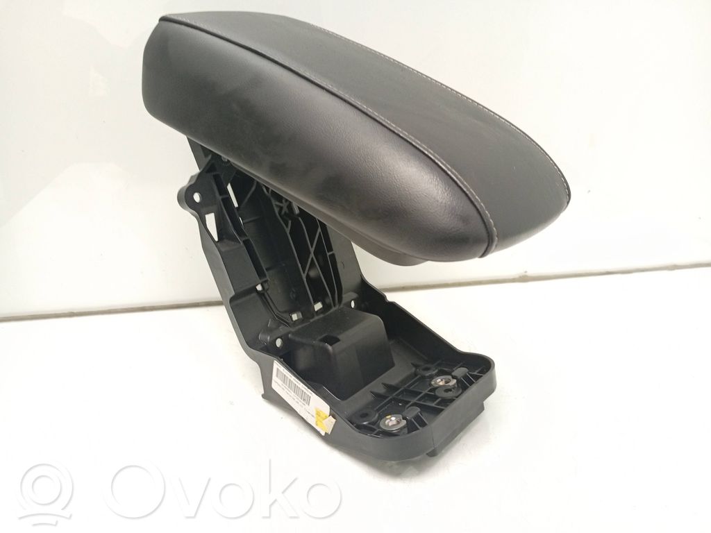 Volvo V40 Подлокотник 