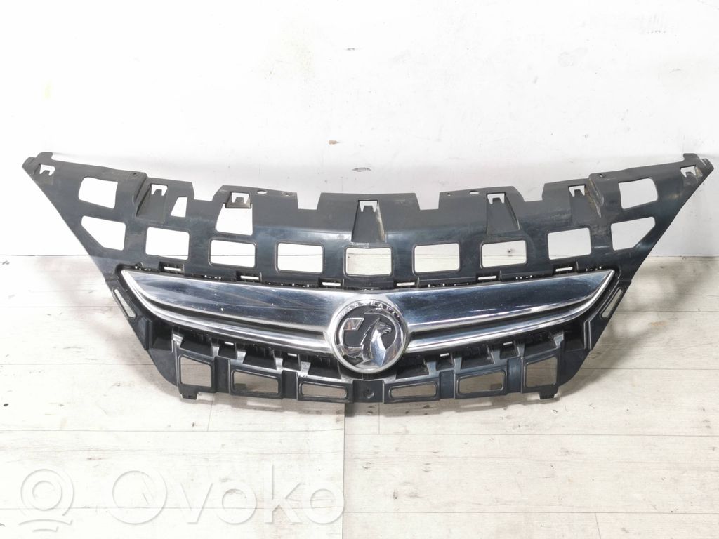 Opel Astra J Grilă radiator față 