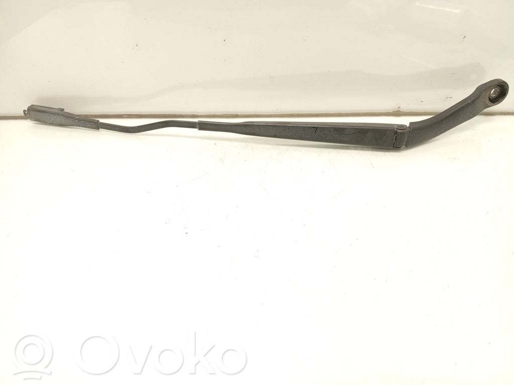 Nissan Qashqai+2 Wischerarm vorne 