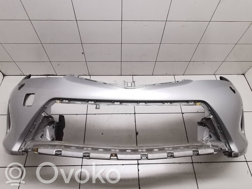 Toyota Auris E180 Front bumper 