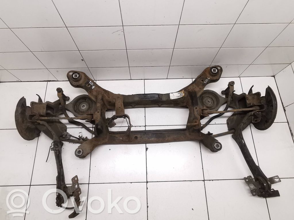 Volvo S60 Rama pomocnicza tylna