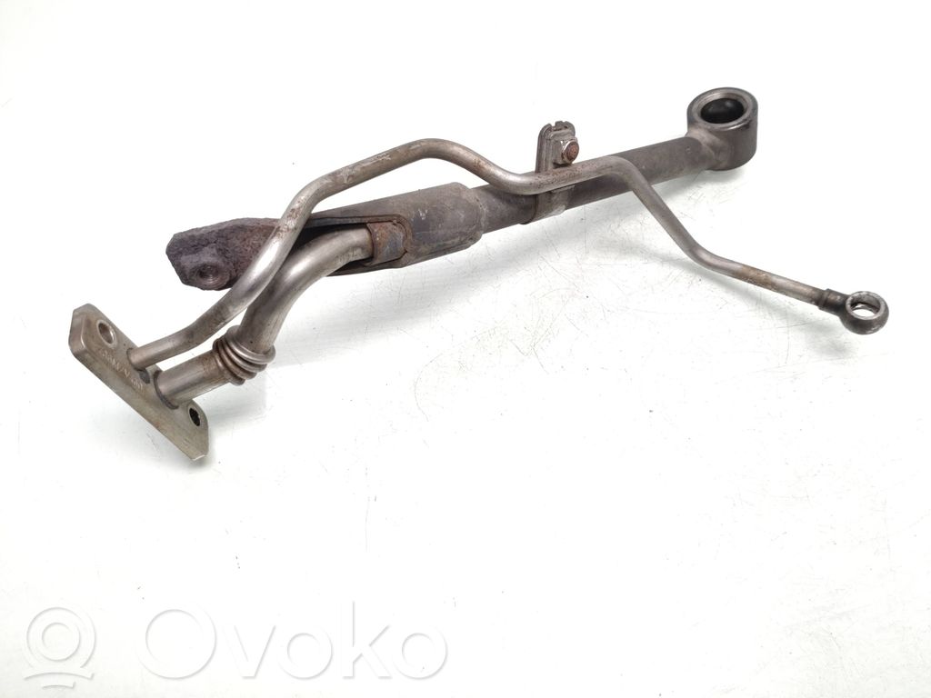 Volkswagen PASSAT B7 Tubo flessibile mandata olio del turbocompressore turbo 