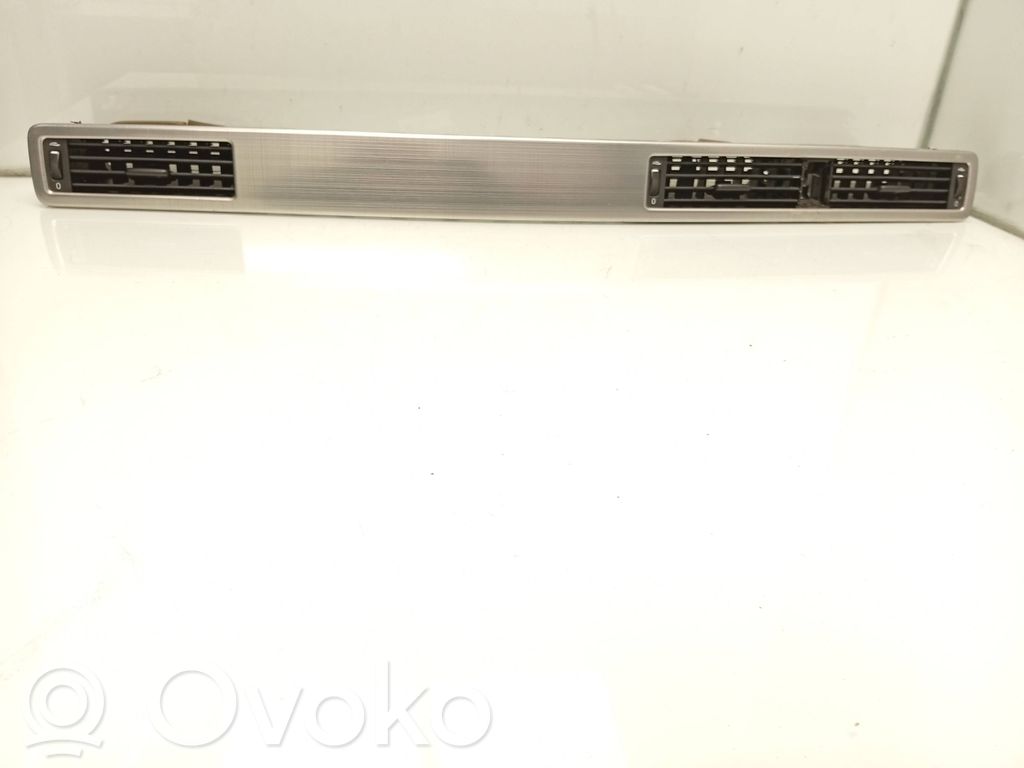 Volvo V70 Dash center air vent grill 
