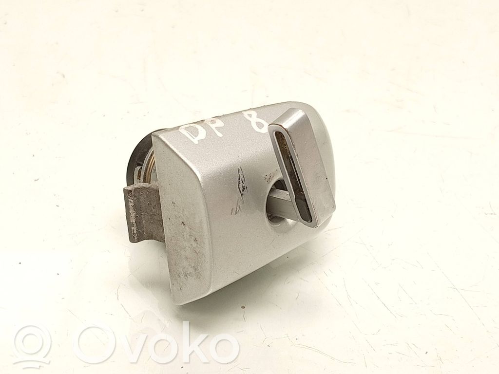 Volvo V70 Wkładka zamka drzwi przednich 